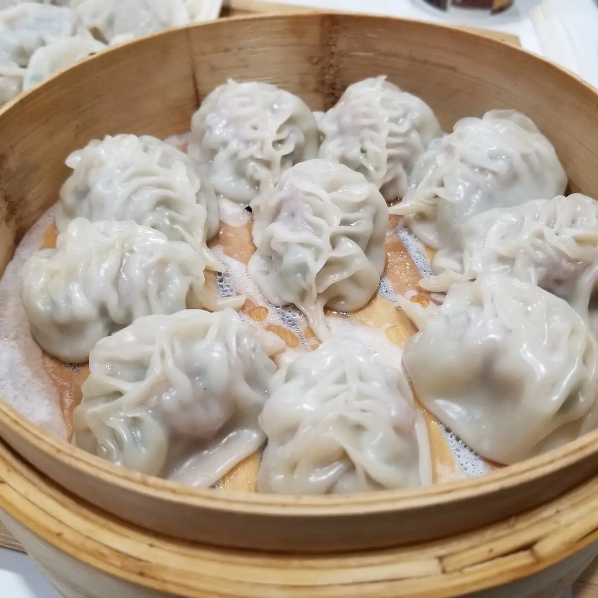 xiao long bao 小笼包4个